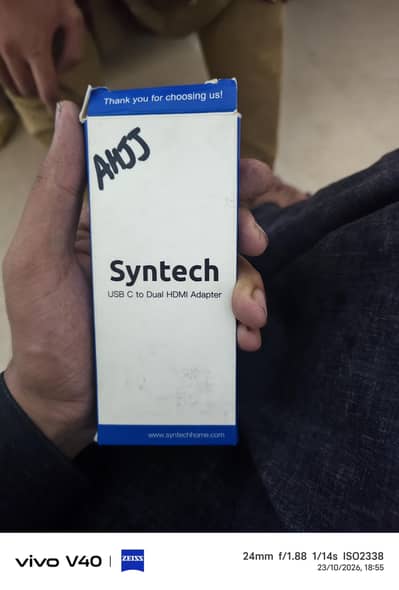 syntech USB c to dual HDMI adapter type c 10 10 condition