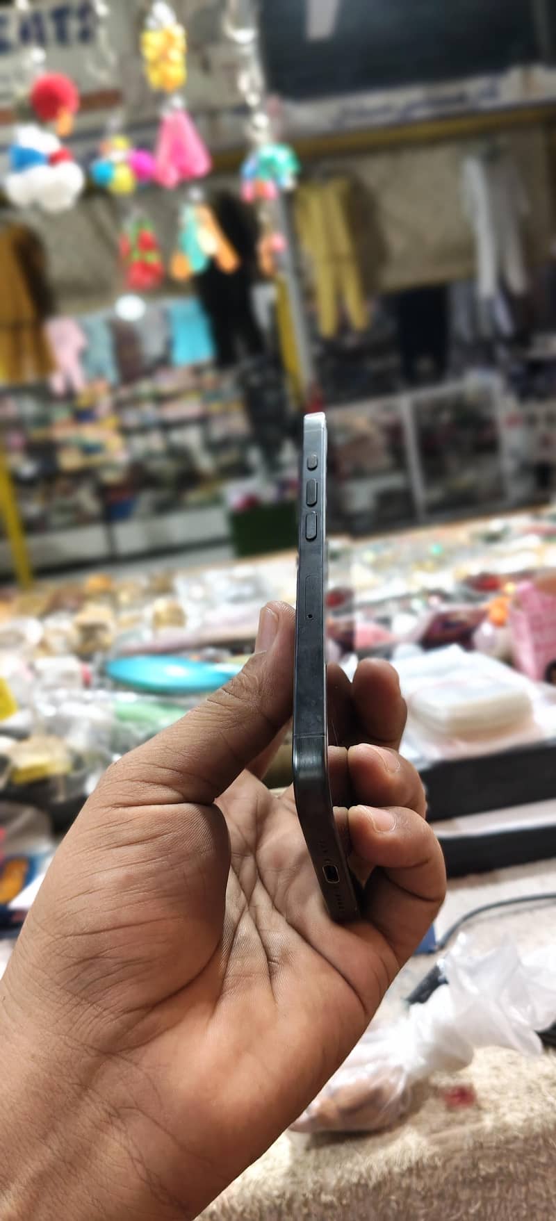 Apple iPhone 15 Pro 3