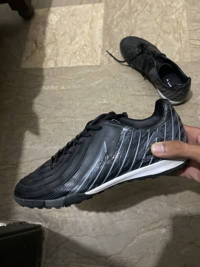 Appolo football shoes grippers for sale