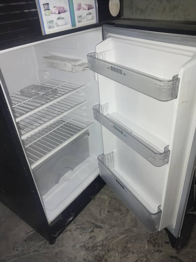 Dawlance fridge 1