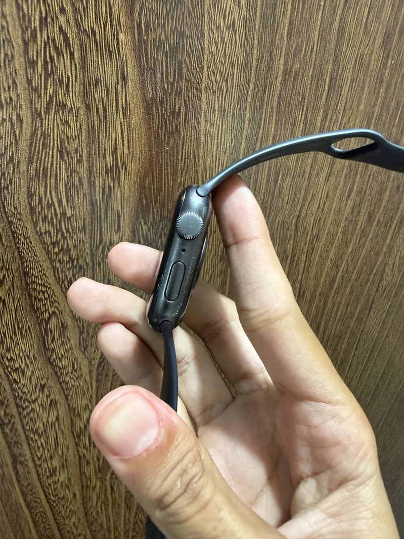 APPLE WATCH 4