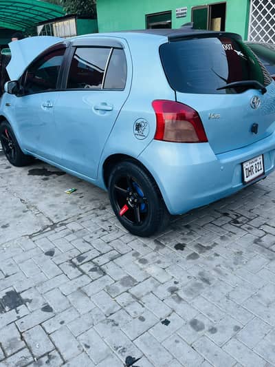 Toyota Vitz 2006