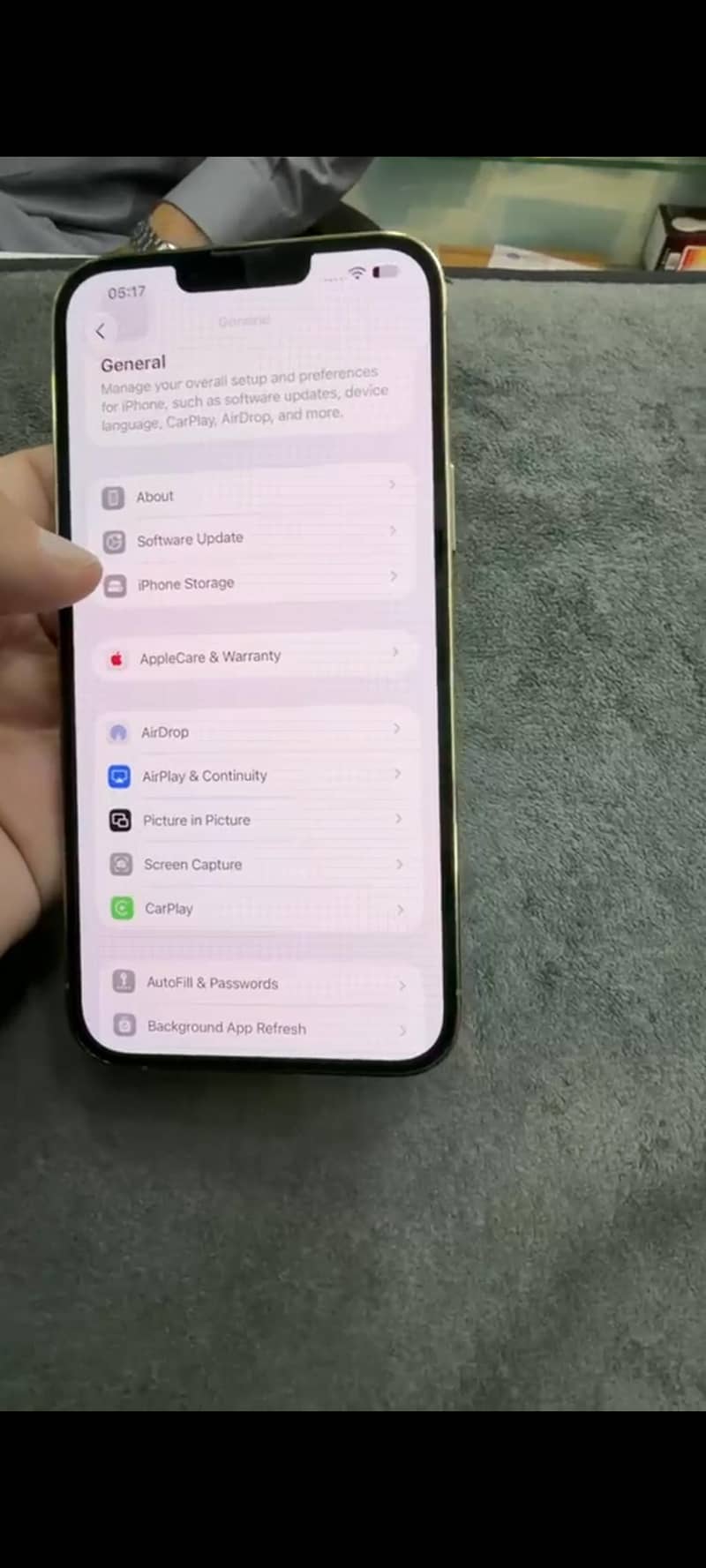 Apple iPhone 13 Pro Max 0