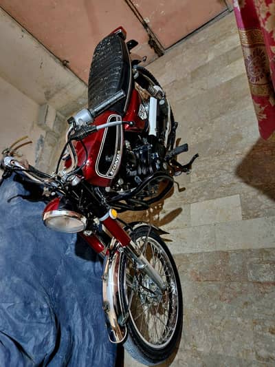 CB 180
