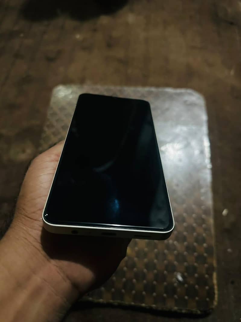 Samsung Mobile A06 1