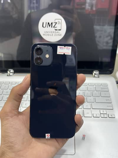 Apple iPhone 12