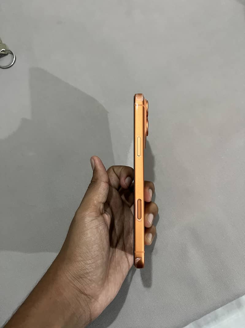 Apple iPhone 17 pro max 1