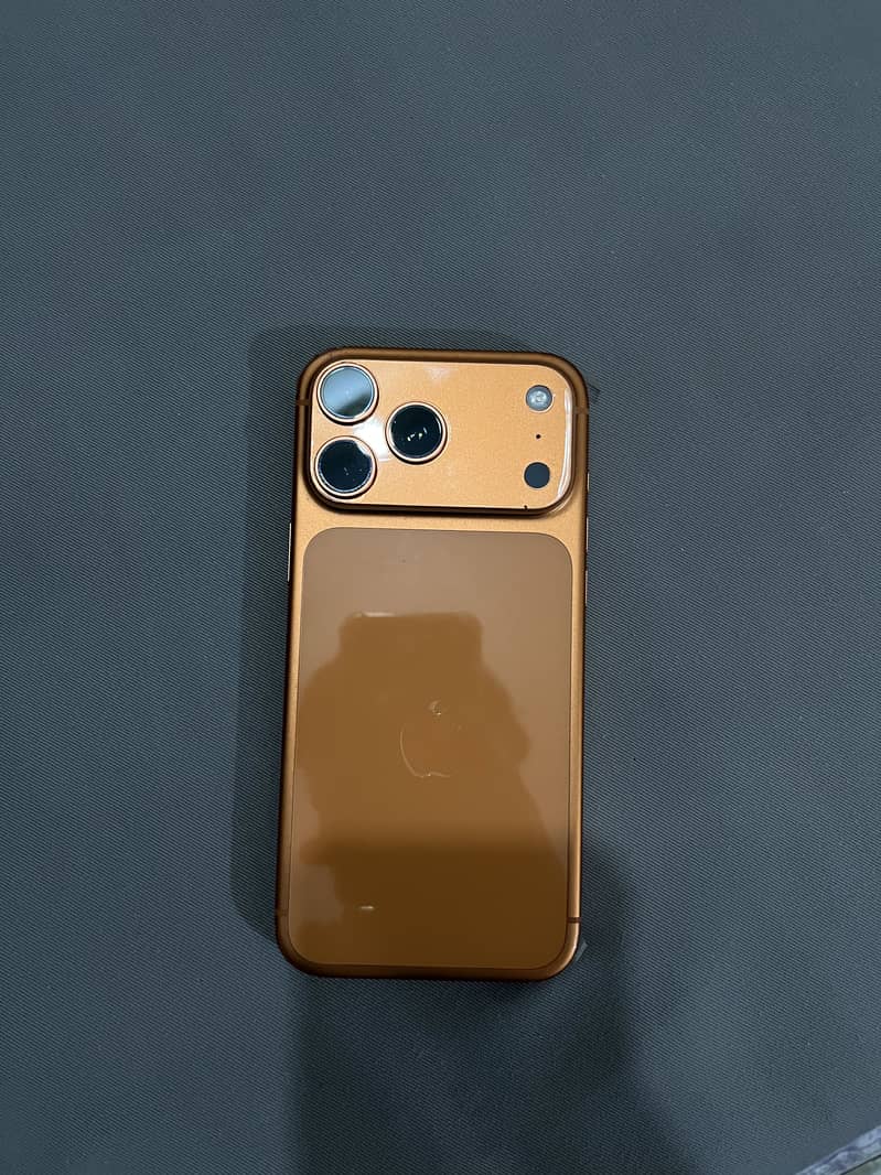 Apple iPhone 17 pro max 3