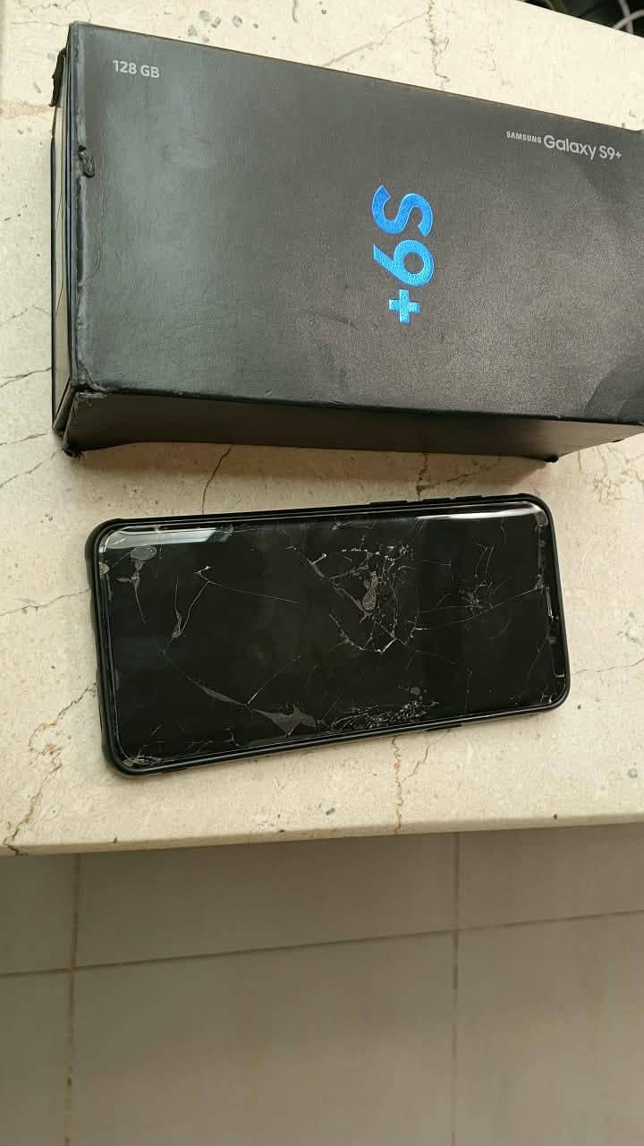Samsung Mobile S9 Plus 2