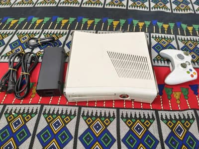 Xbox 360 Slim Glacier 03184601012
