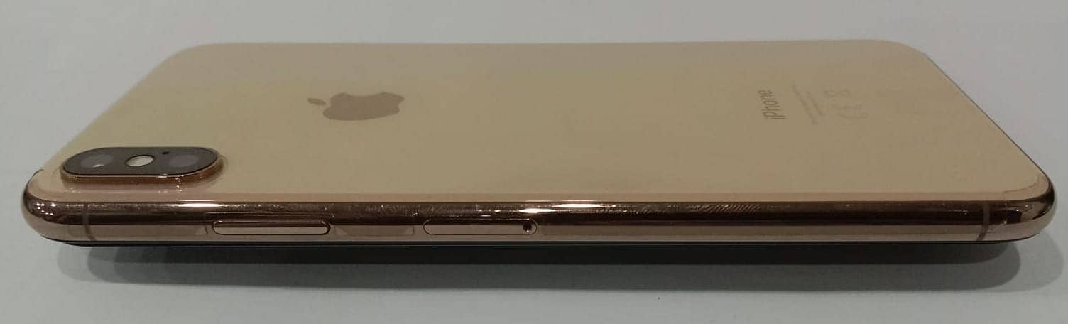 Apple iPhone XS Max 6