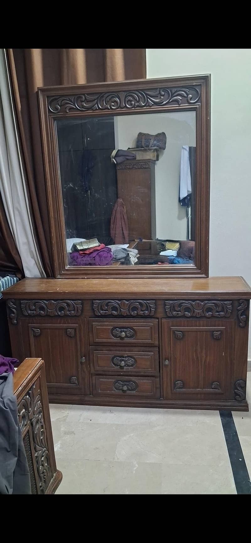 dressing table 0