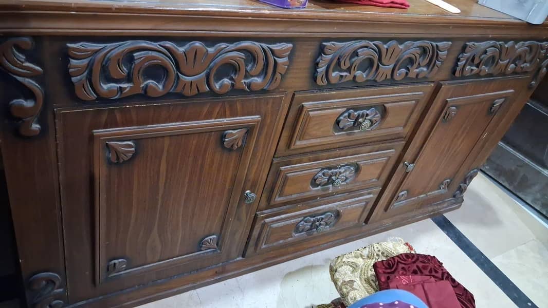 dressing table 1