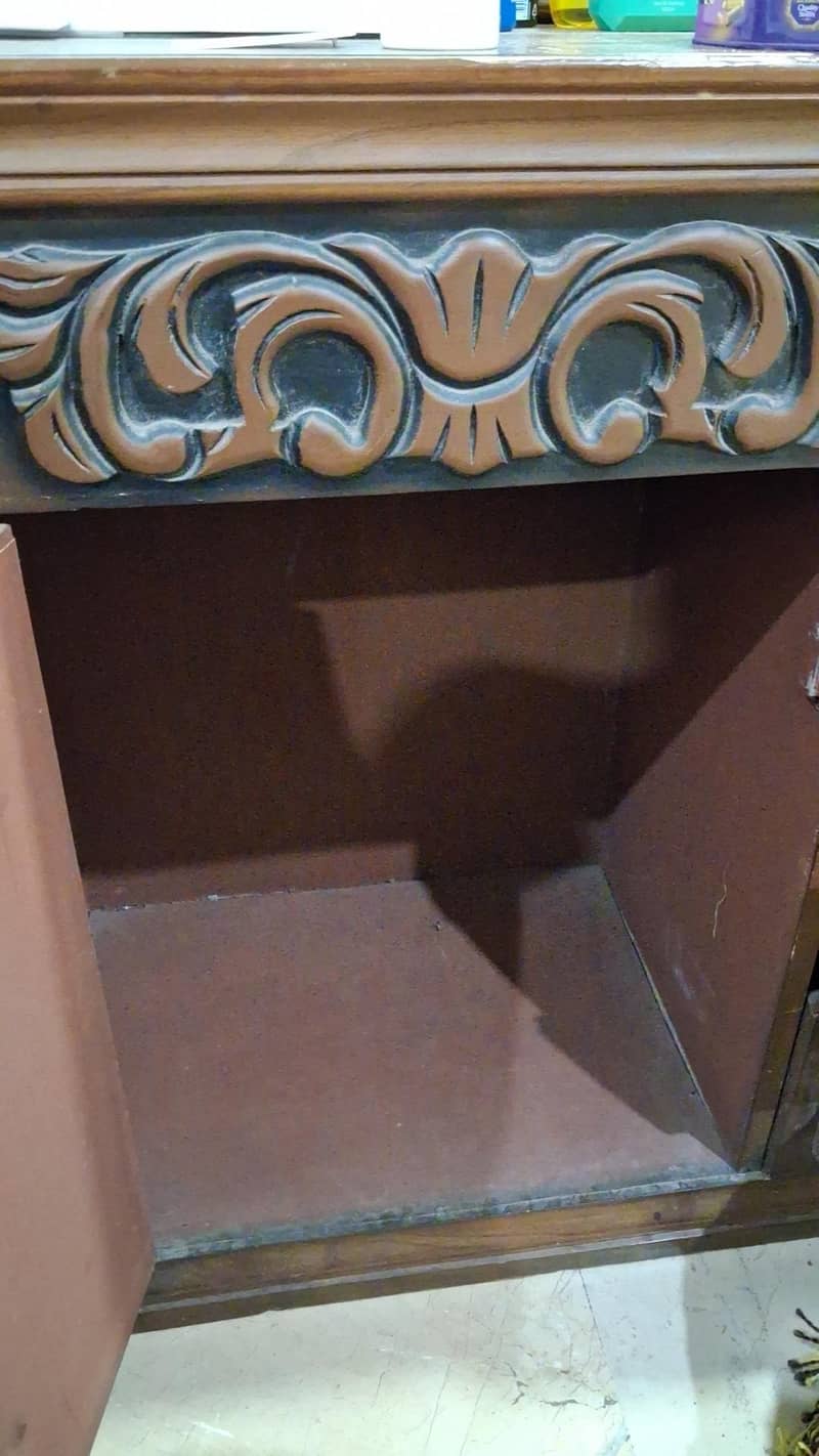 dressing table 2