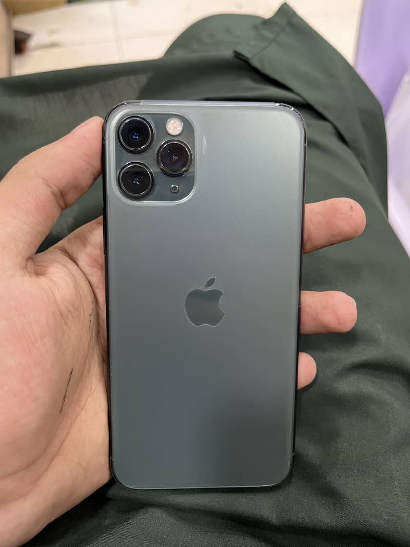Apple iPhone 11 Pro 1