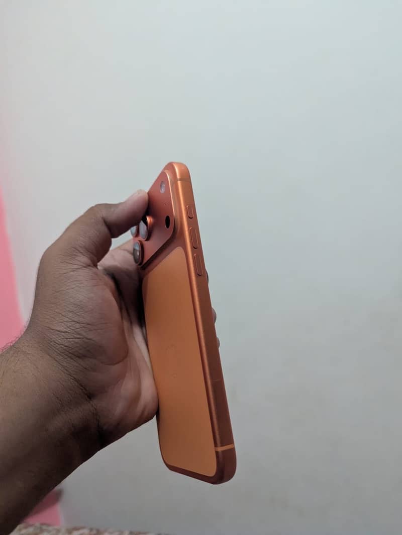Apple iPhone 17 Pro Max 2