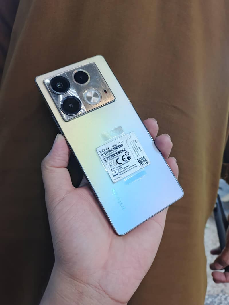 Infinix Note 40 2