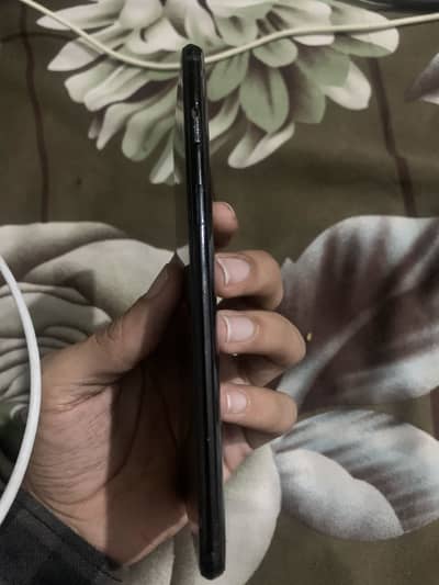 One Plus 6 (8gb (128gb)