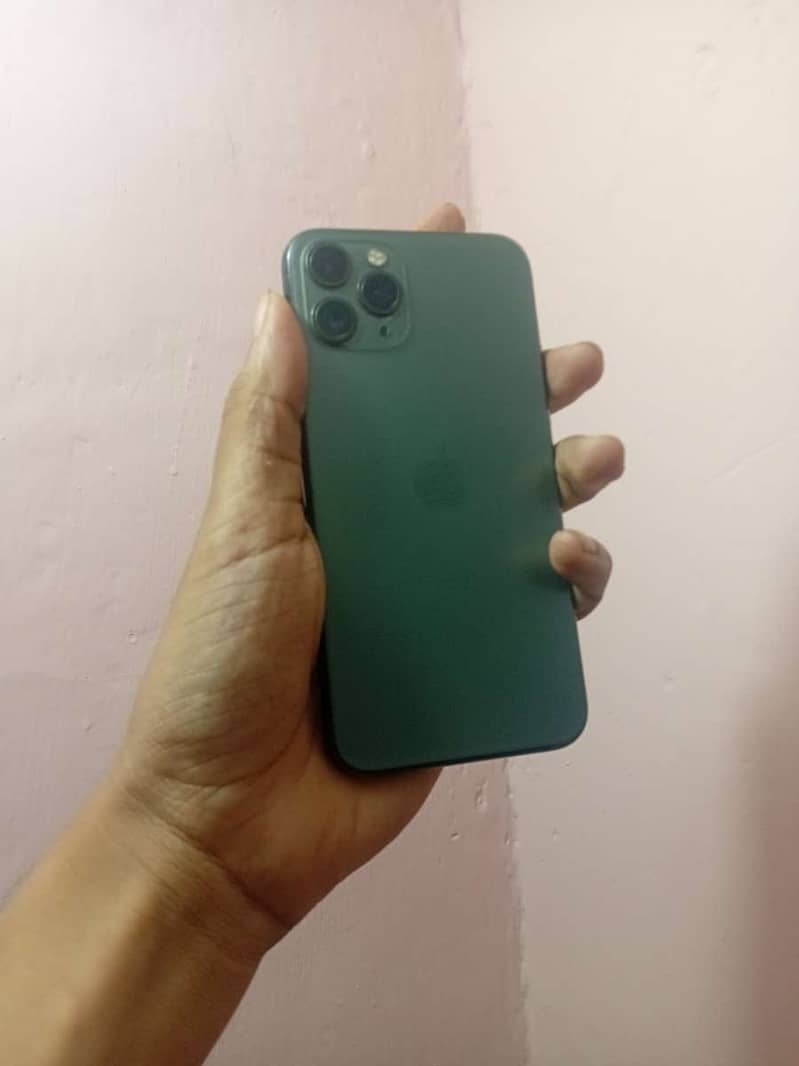 Apple iPhone 11 Pro 2