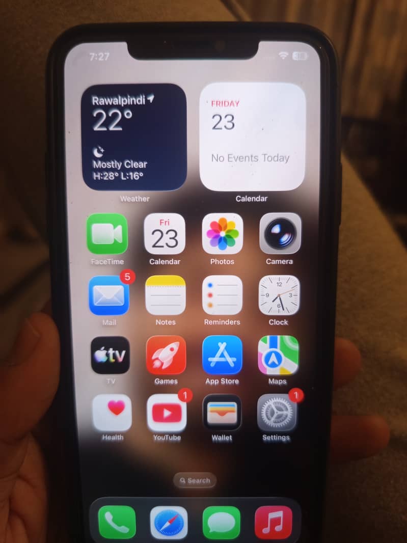 Apple iPhone 11 Pro Max 0