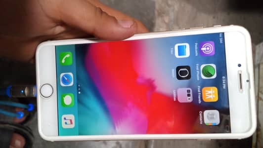 Apple iPhone 6 Plus aj hi urgent sale krna ha 0310/6815/991
