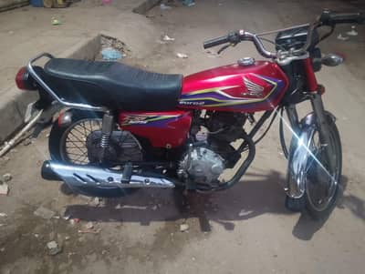 Honda 125 Euro II (2017) Karachi no Smart card & file complete