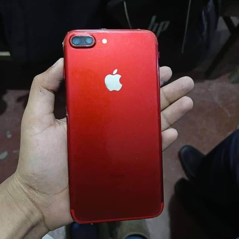 Apple iPhone 7 Plus 2