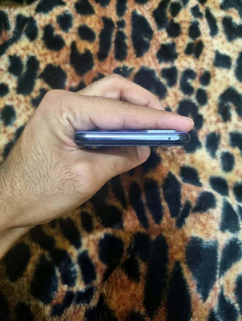 Mobile 4