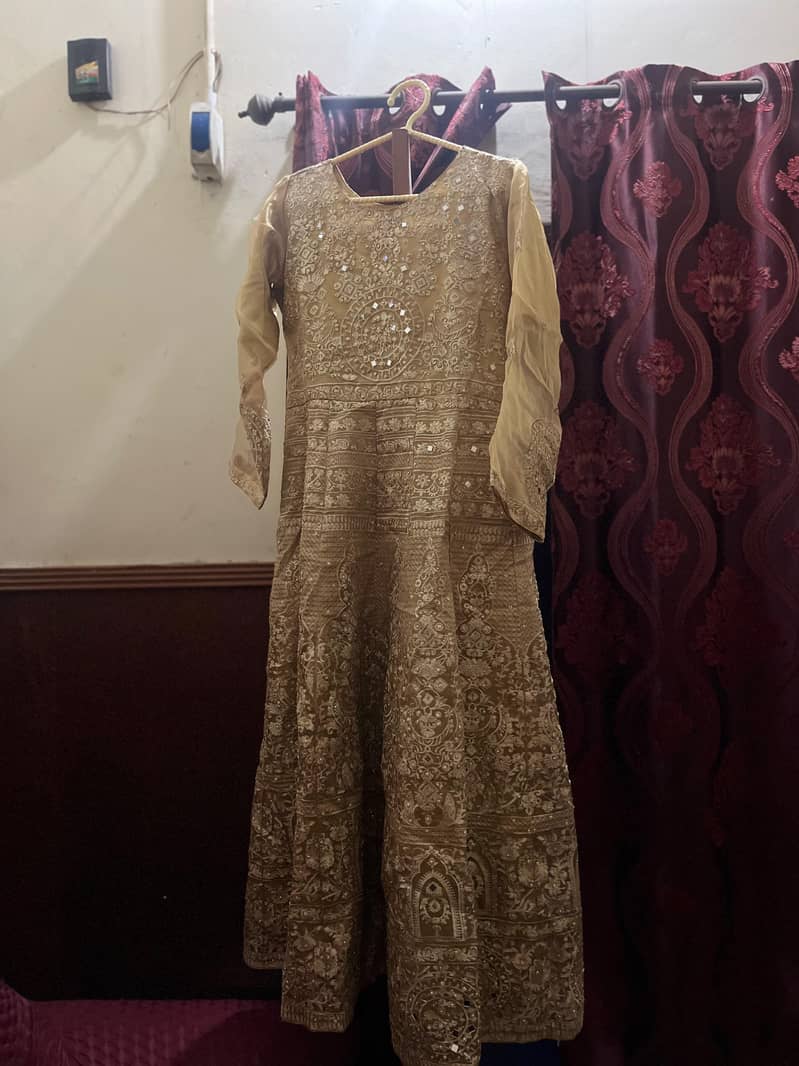 Frock 0