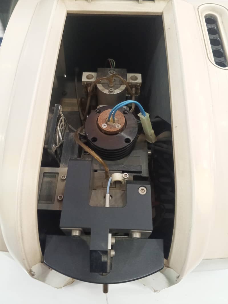 Micro Lab400 machine 2