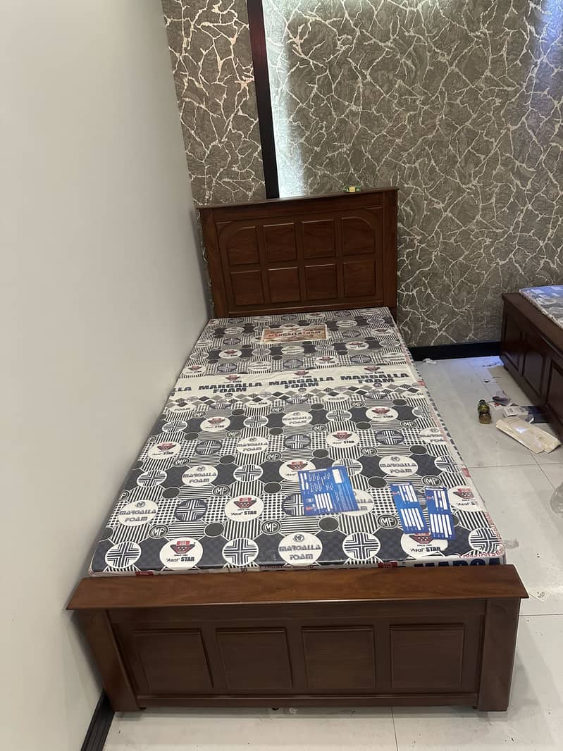 single bed double bed sofas dining table 5
