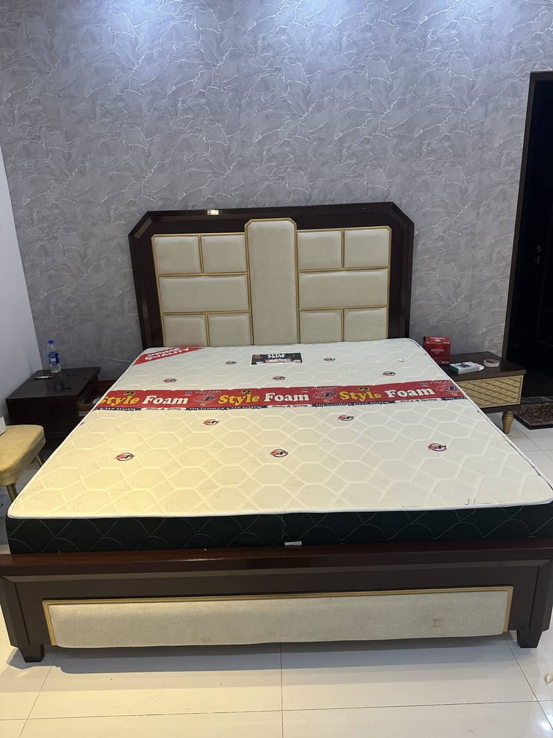 single bed double bed sofas dining table 6