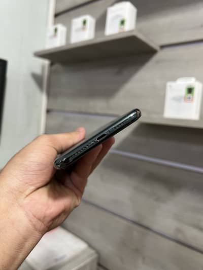 Apple iPhone 11 Pro Max PTA