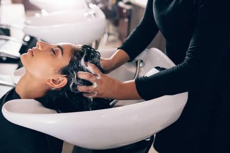 Need female staff for work in spa saloon