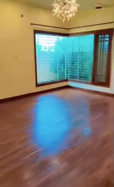 DEFENCE 500 YARDS BUNGALOW FOR RENT WITH BASEMENT