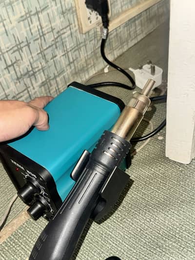 Heat machine for mobile repairing