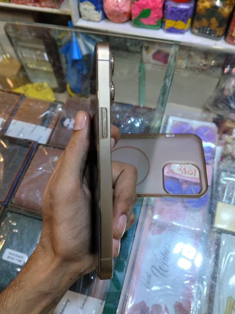 Apple iPhone 13 Pro 6