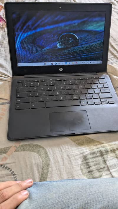 Chromebook os hp good condition model 11A g8 ee