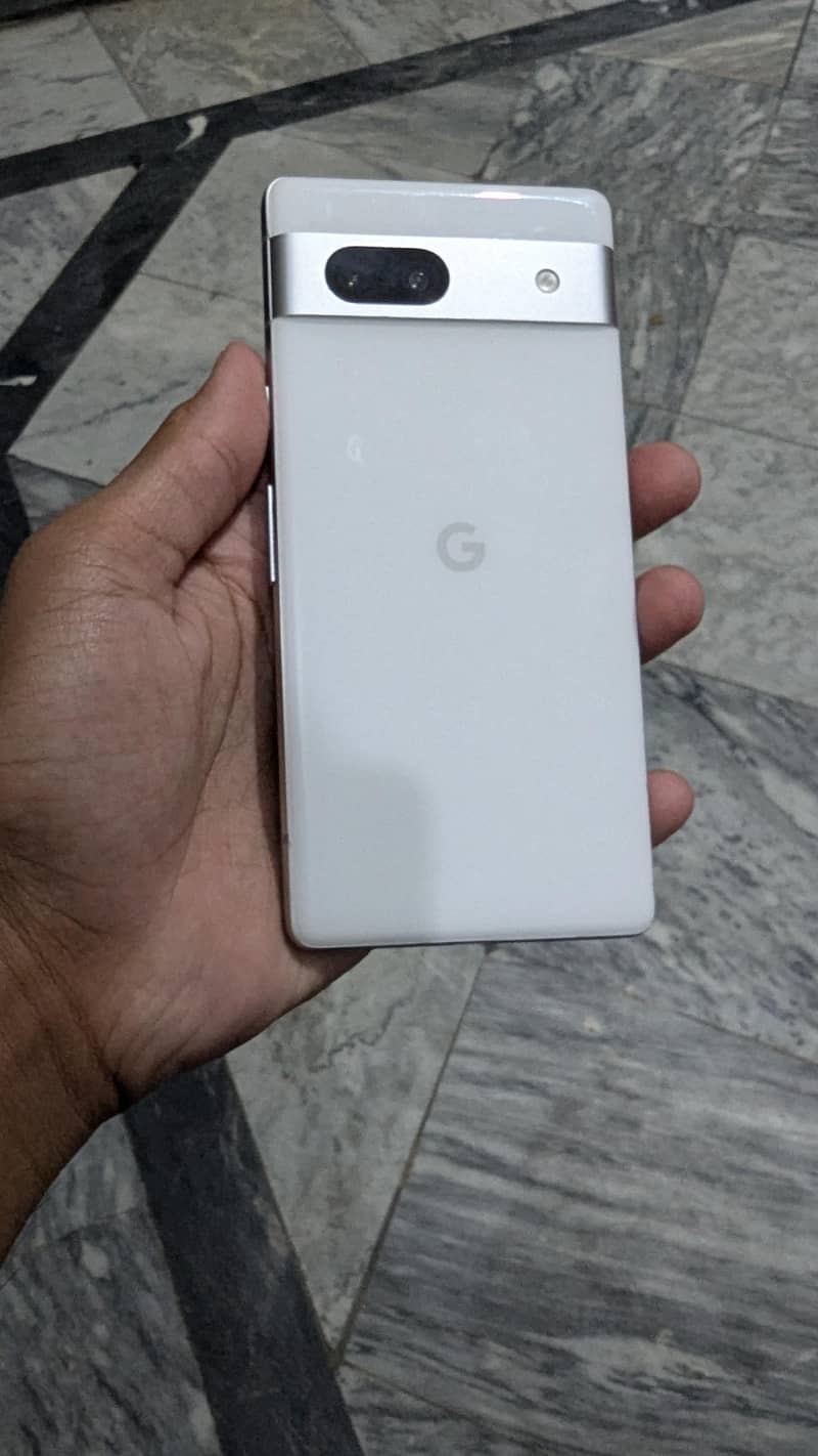 Google Pixel 7a 2