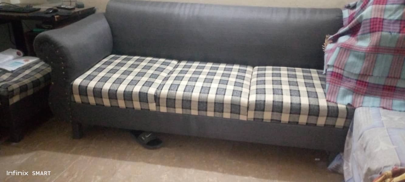 L-Shape sofa 0