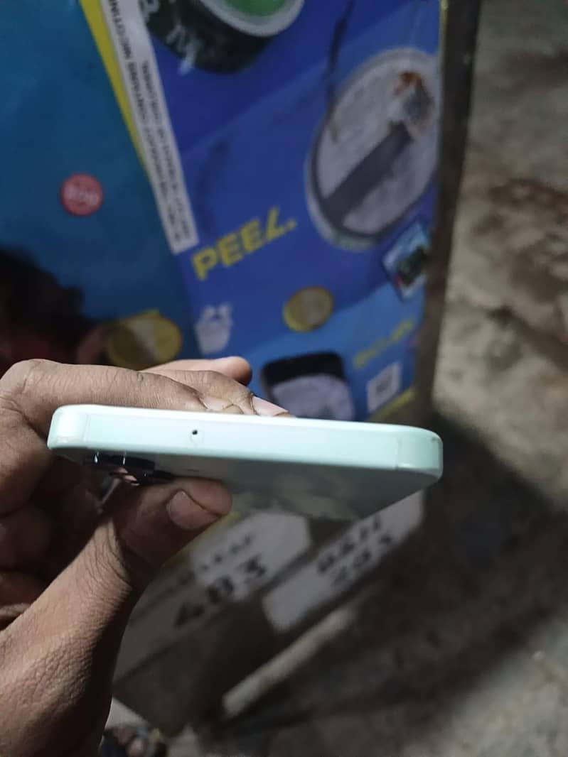 Samsung Mobile A16 3