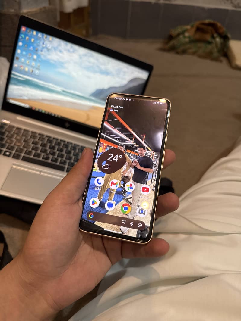Google Pixel 8 for sell 10/10 1