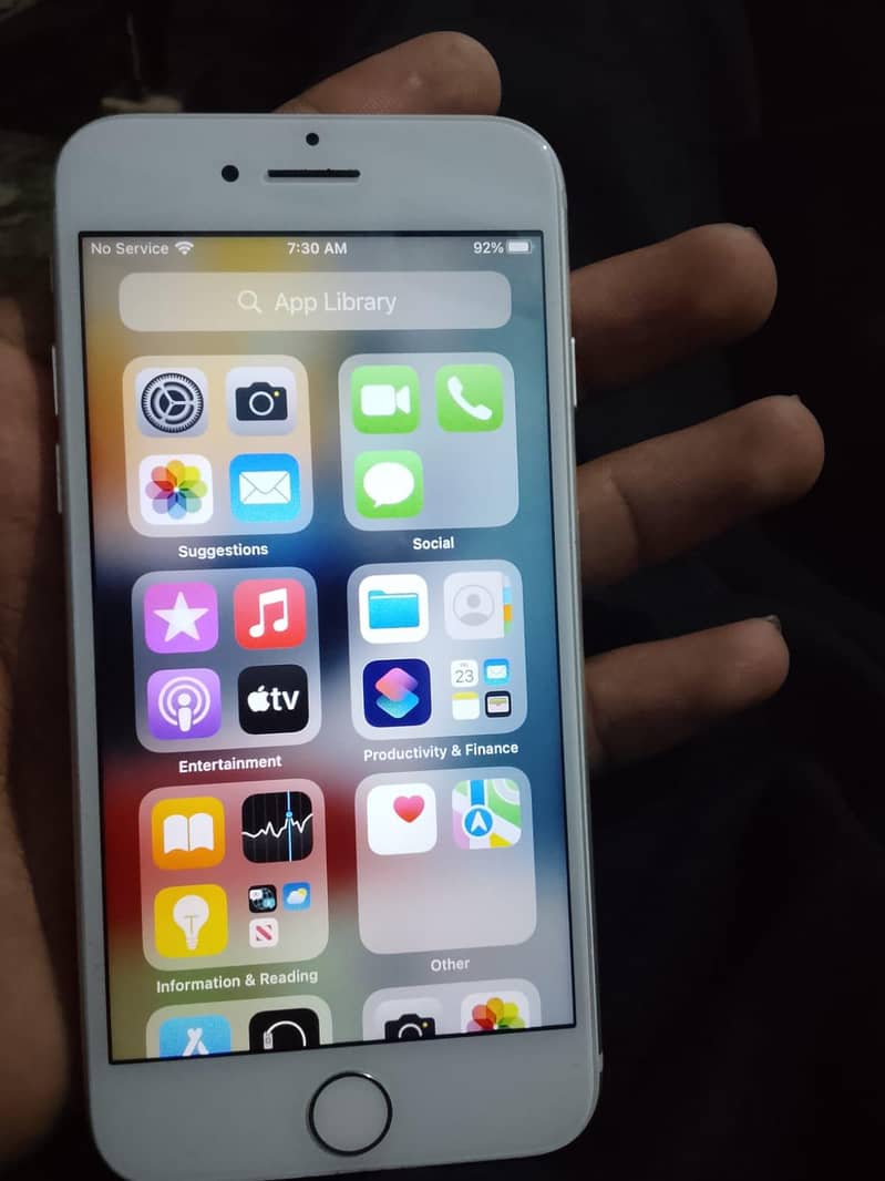 Apple iPhone 7 5