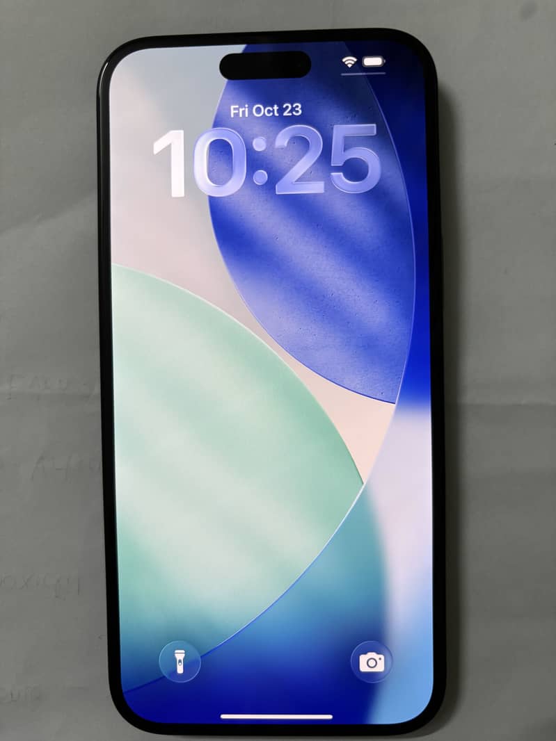 Apple iPhone 16 Plus 1