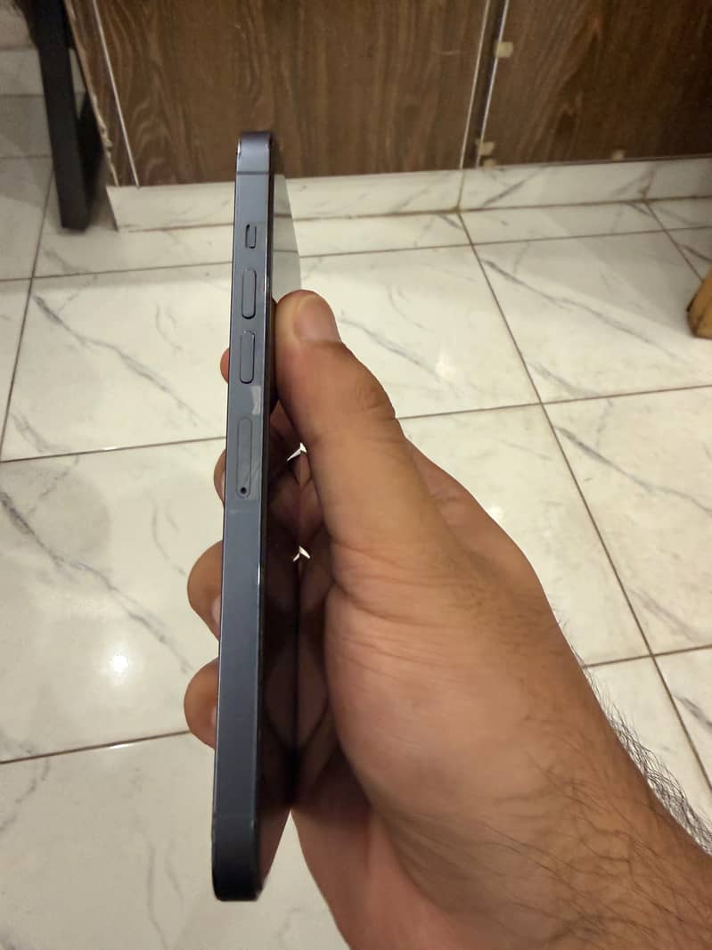 Iphone 13 Pro Max PTA Box cable 128 gb 2