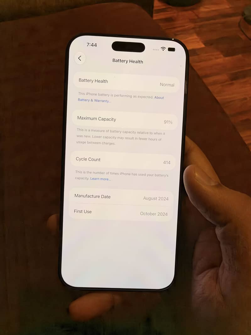 Apple iPhone 16 Pro Max 3