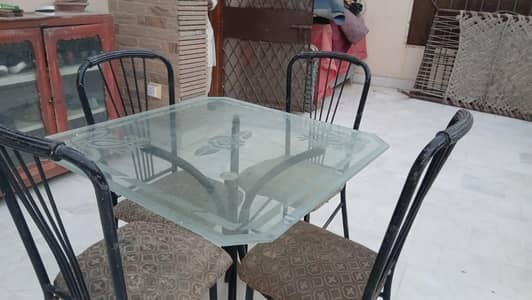 Dinning table for 4 persons