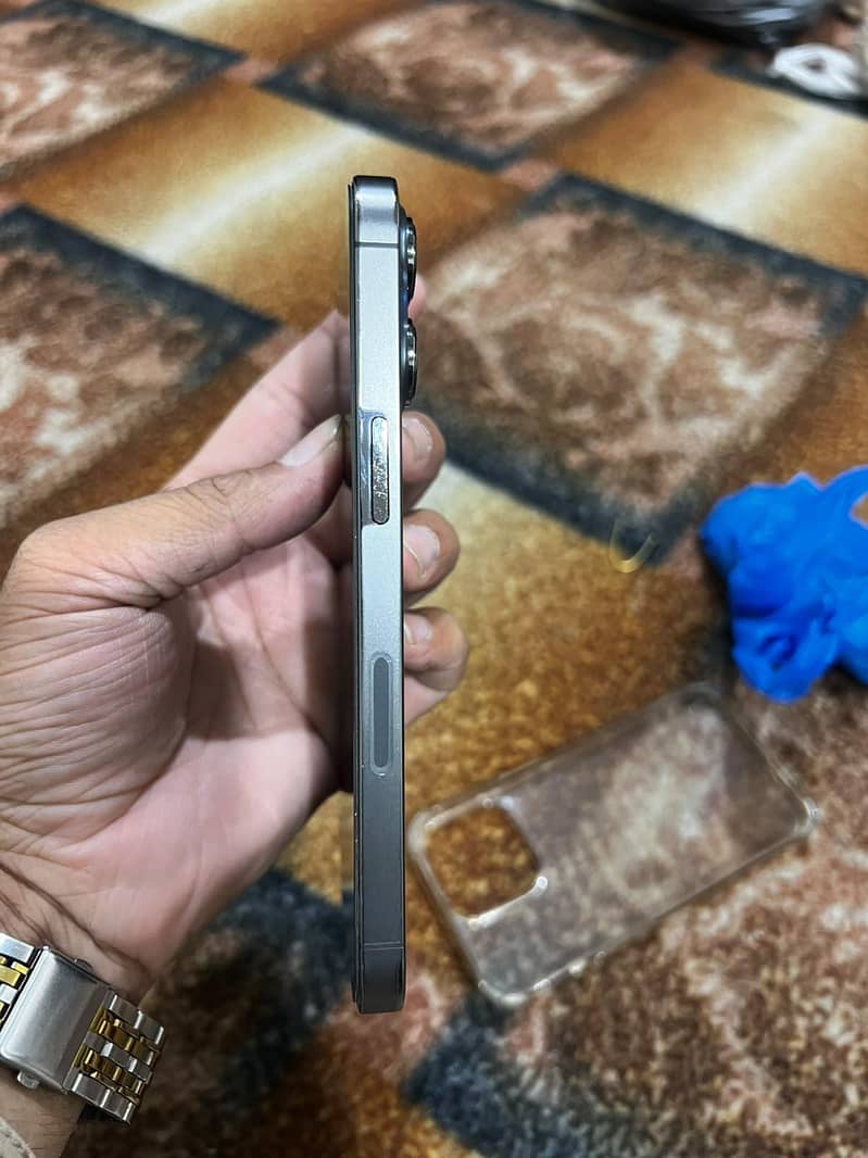Apple iPhone 13 Pro 5