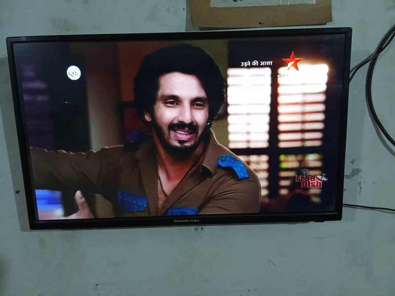 32" simple led 5