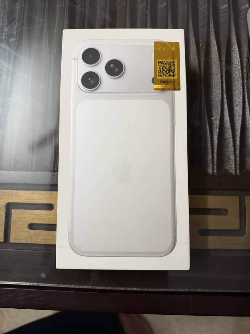 Apple iPhone 17 Pro Max 0
